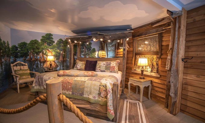 Logan Bed & Breakfast | The Anniversary Inn Logan
