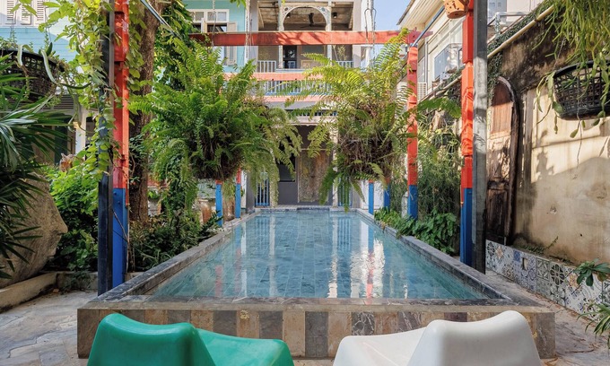 Bang Rak House | The Anonymous House @ Silom/BTS Surasak/3 Bedrooms, 4 Bathrooms/City Center.