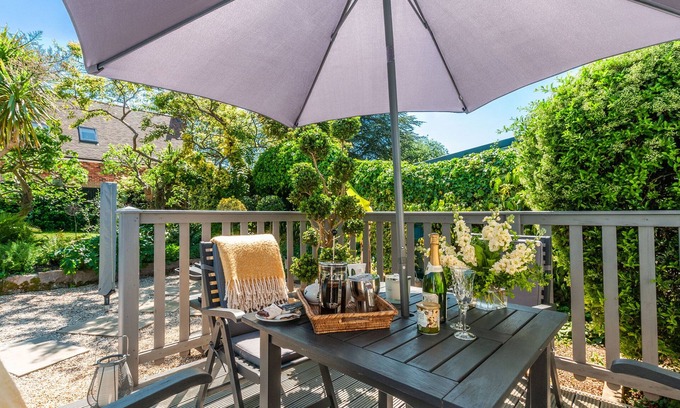 Worth Cottage | THE APARTMENT AT SOLLEY FARM HOUSE, family friendly in Sandwich