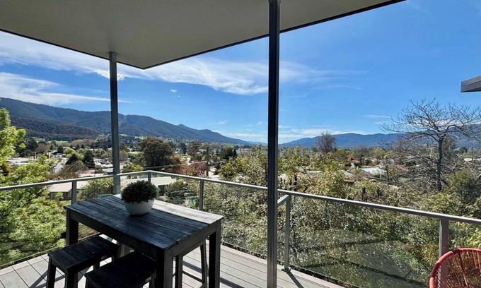 Mount Beauty House | The Aprés 24 | Uninterrupted Mountain Views