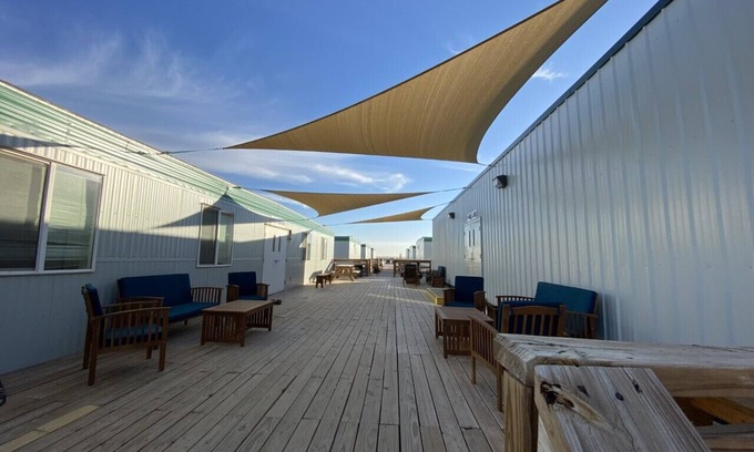 Pecos Hotel | The Armadillo Hotel Orla