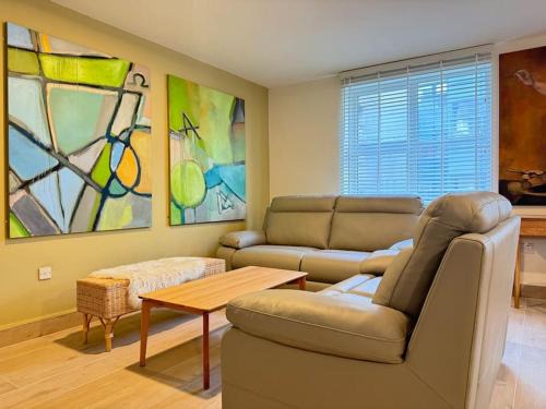 Galway City Centre Apartment | The Art House 7 Galway