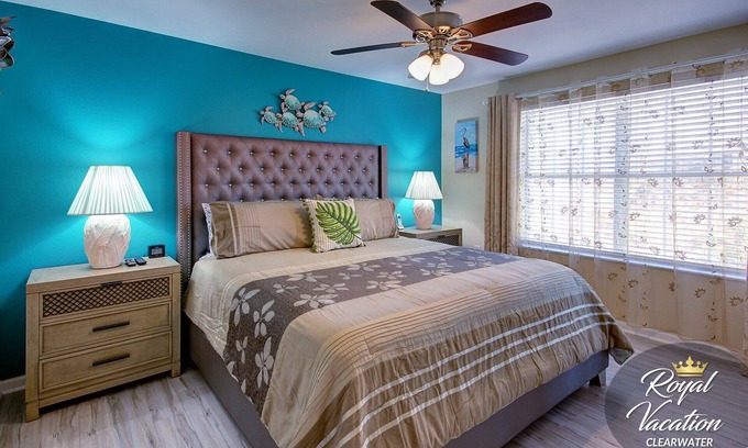 Clearwater Condo | The Avalon Royal Tropical : Warm, Exotic and Colorful