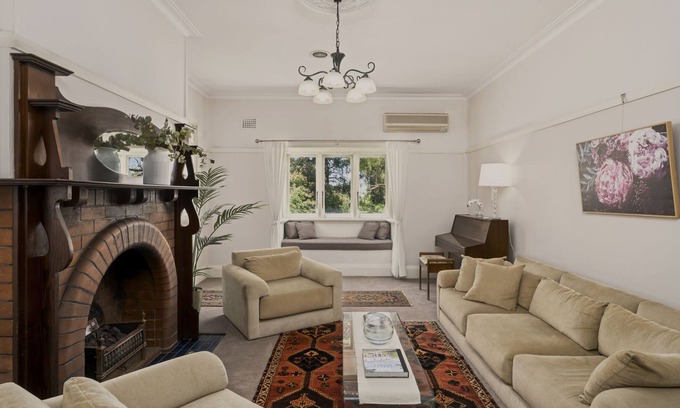Blayney House | The Avenue Anahdale | Hidden Country Retreat