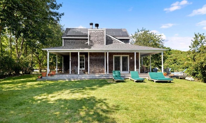 Montauk House | The Back 40