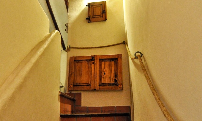 Luque Cottage | THE BALCONY OF THE OLIVE TREES