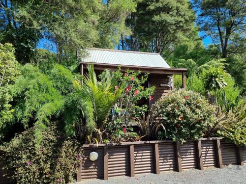 Coromandel Ski Chalet | The Bali Room