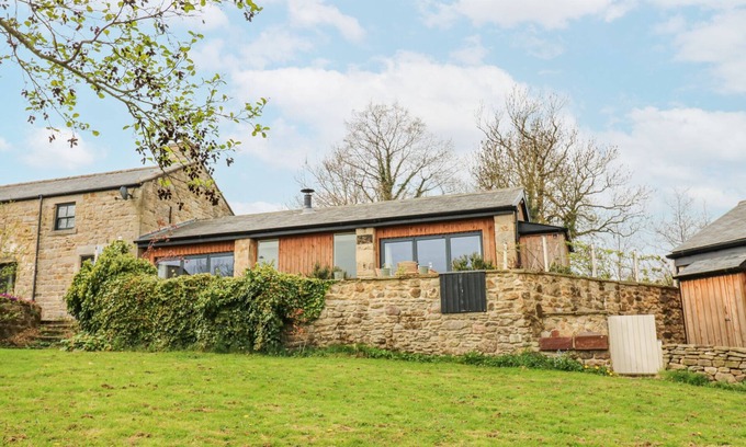 Riding Mill House | THE BARN, pet friendly, character holiday cottage in Corbridge