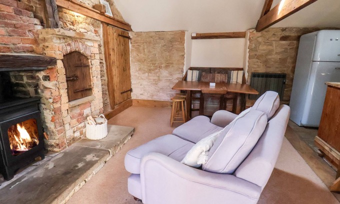 Potter Brompton Cottage | THE BARN, pet friendly, character holiday cottage in Hutton Buscel