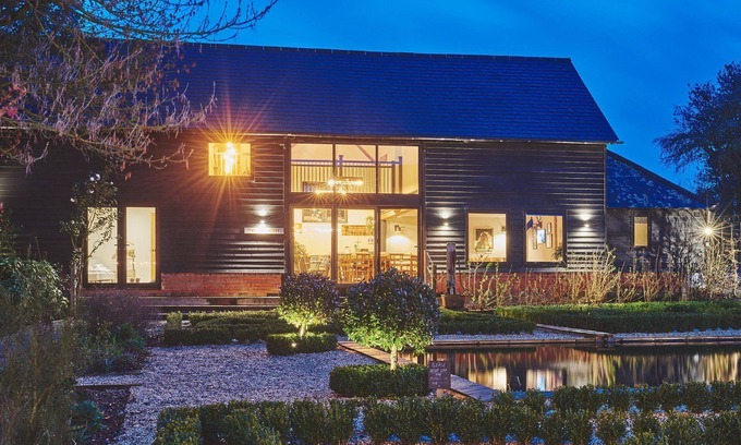 Mortimer West End Cottage | The Barnstay - Luxury Cottages