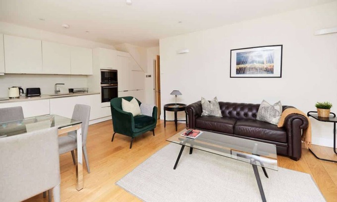 Lancaster Gate Apartment | The Bayswater Nook - Stylish 1BDR Flat