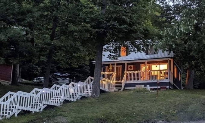 Northfield Ski Chalet | The beach cottage