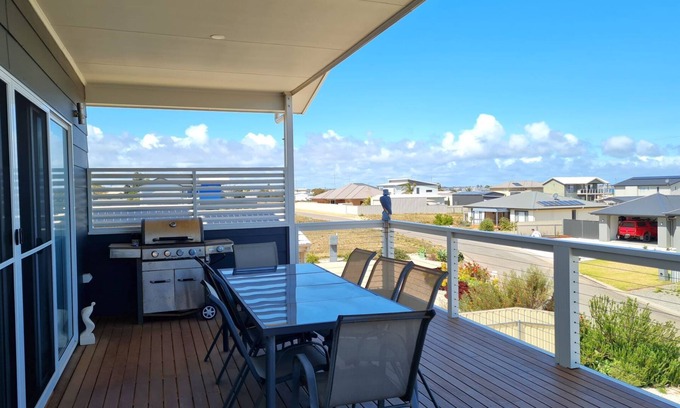 North Beach House | The Beach House on Stevens, Wallaroo North Beach