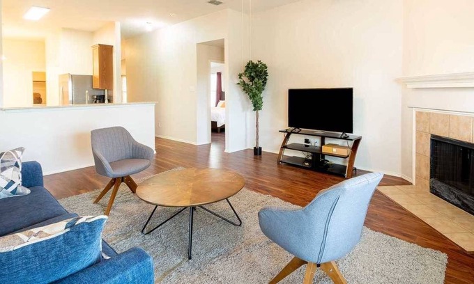 Denton House | The Beacon on Beatriz