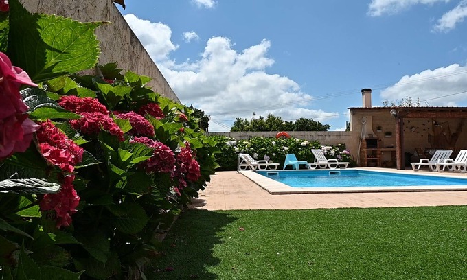 Ilha House | The Beatles - The Beatles