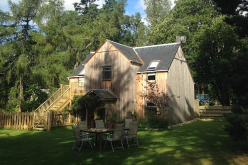 Newtonmore Apartment | The Beeches Studio, Highlands of Scotland