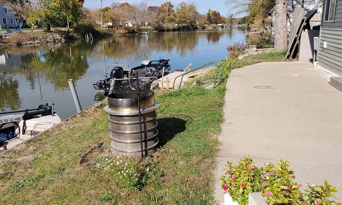 Marine City House | The Belle River Fishing Cabin - The Fisherman's Dream