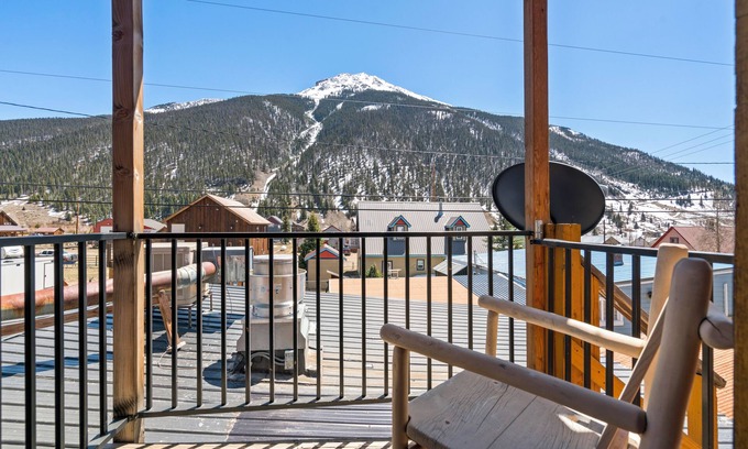 Silverton Hotel | The Bent Elbow Hotel