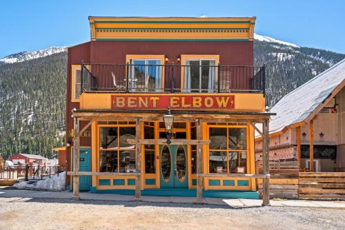 Silverton Hotel | The Bent Elbow