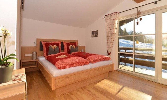Riezlern Apartment | The Berghaus - Mayer Werner - apartment / apartment, shower & bath, toilet, 2 bedrooms