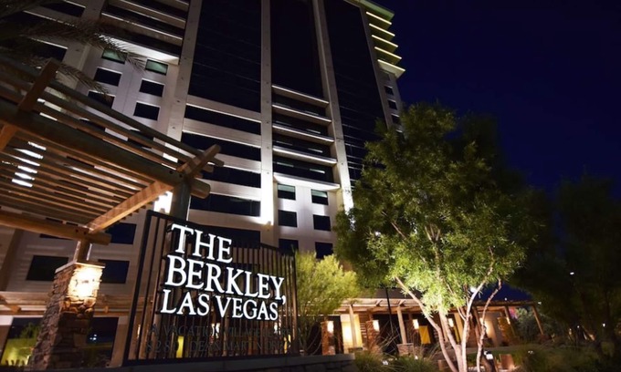 Spanish Lake Condo | The Berkley LasVegas mins. from the strip very close to the stadium-Condo A
