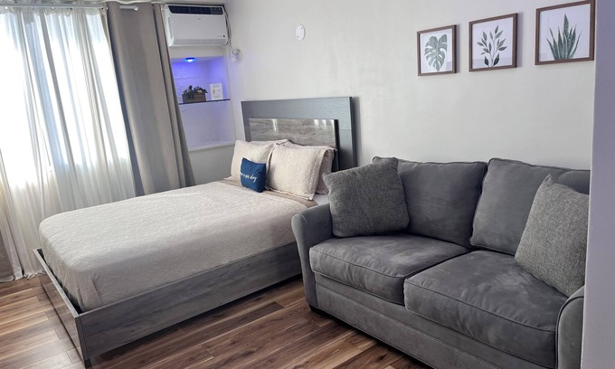 Isla Verde Apartment | The best area at Isla Verde. 5 minutes to the airport and 1 minute to the beach.