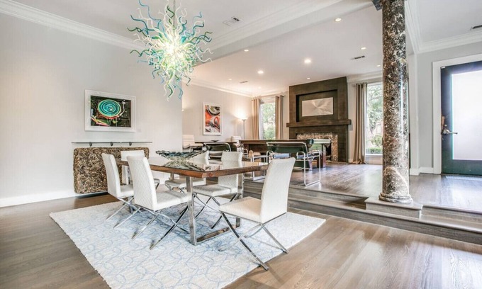 Lake Highlands House | The Best Dallas Has To Offer. Heated Pool/Spa!