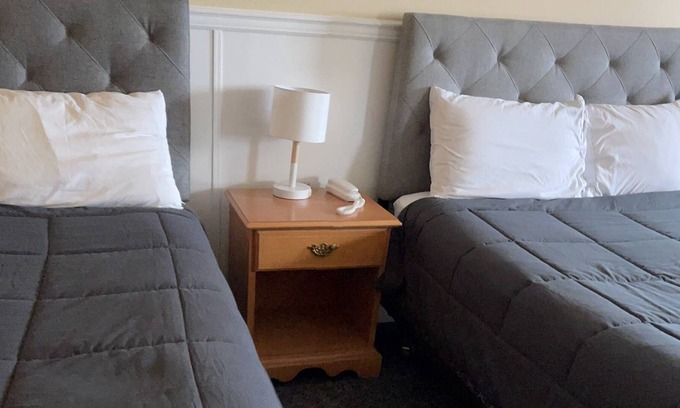 Whitehorse House | The bigger room for a couple or extra bed for your adult kid