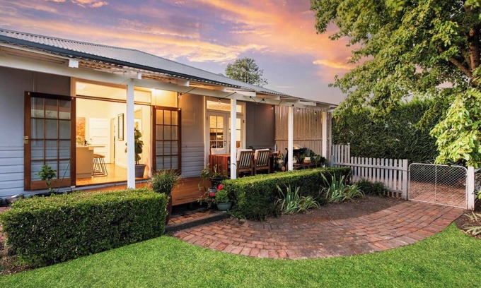 Central Mudgee House | The Birdhouse Your Well deserved Country Retreat