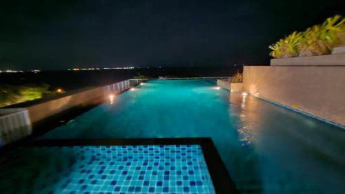 Saen Suk Apartment | The Blu X Seaview F6 R156