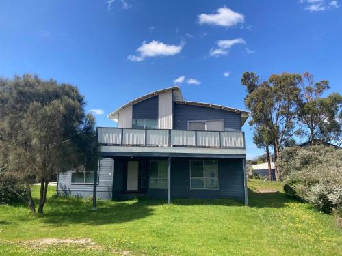 Venus Bay House | The Blue House