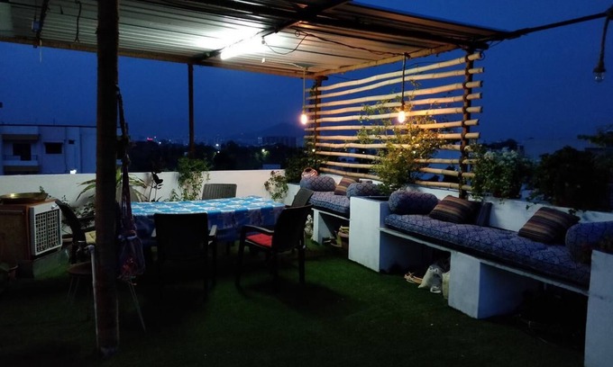 Udaipur District Apartment | The Blue House Studio Apartment