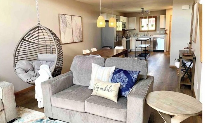Wisconsin Dells Condo | The Boho Retreat- Cozy and welcoming in a Central location