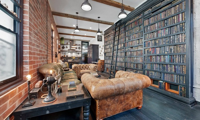 Merion Village Apartment | The Book House No.43