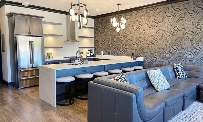 Algiers Apartment | The Boulevard (Midtown Algiers)