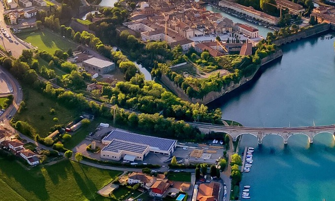 Peschiera del Garda Apartment | The Bridge - Peschiera Holiday