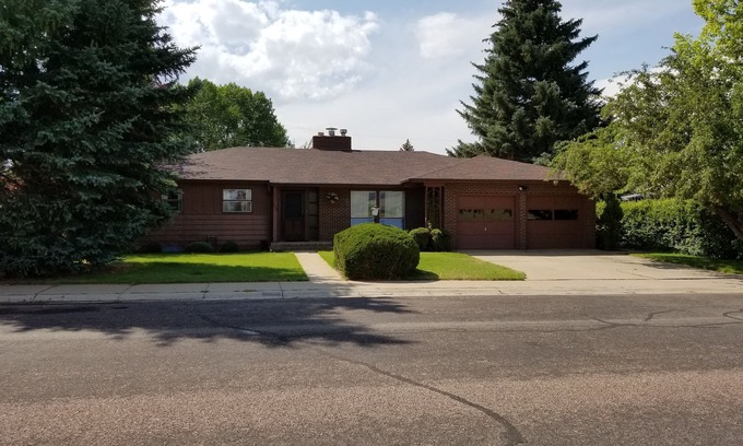 Laramie House | "The Brown House".Perfect for all things Laramie and beyond