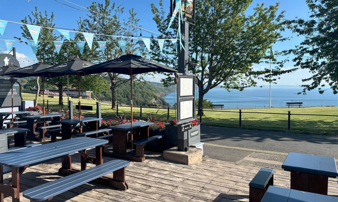 Babbacombe Hotel | The Buccaneer Inn