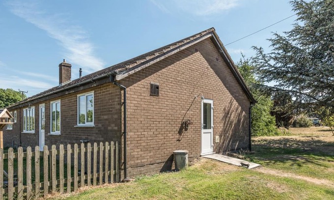Farlow House | The Bungalow