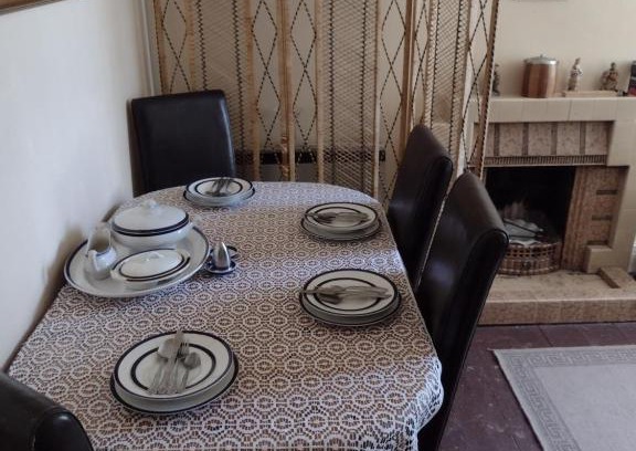 Carnbrea House | The Bungalow Rose in Vale