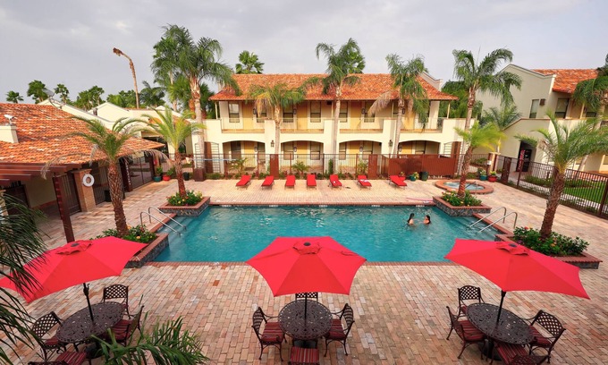 Mission Hotel | The Bungalows on Shary, Mission-McAllen