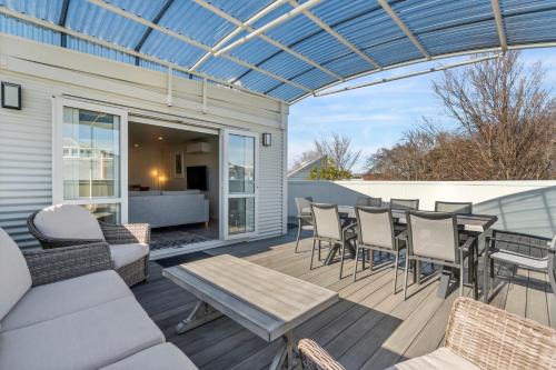 Martinborough House | The Butchers Loft - Martinborough Holiday Home