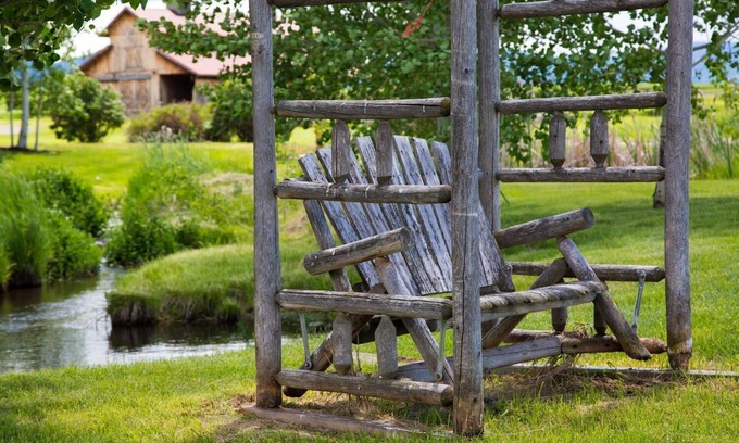 Bozeman House | THE CABIN AT HERITAGE RANCH