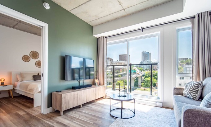 Saint-Roch Apartment | The Caïman Complex, L'Olivier - 1009