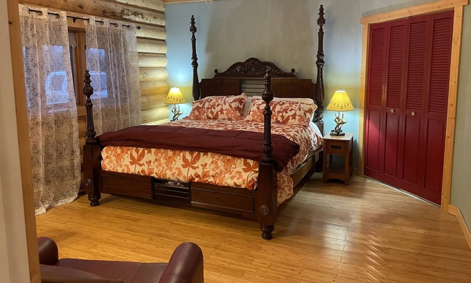 Bruno Cabin | The Canada Goose Lodge . Cozy up by the fire in this secluded Log Lodge.