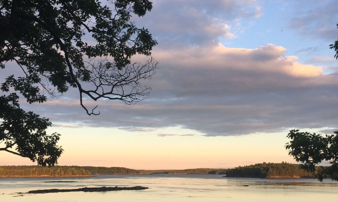 Penobscot Cottage | The Captain's Cottage is nestled near the shore of the tidal Bagaduce River.