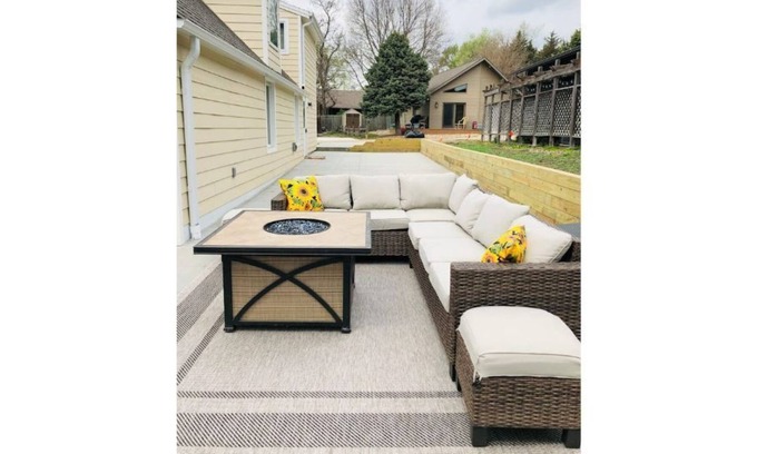 Yankton House | The Cardinal House, Yankton SD -Great Location Lewis & Clark Lake Rec Area!