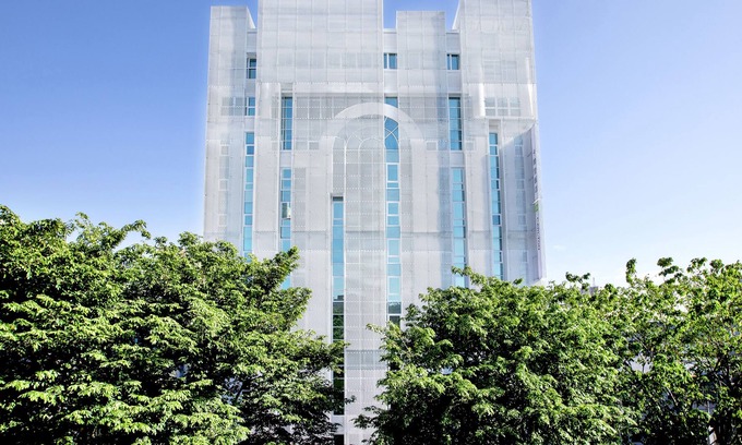 West District Hotel | The Carlton
