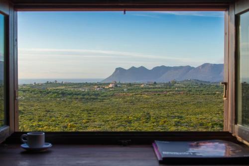 Kambanion House | The Carob Tree Cottage