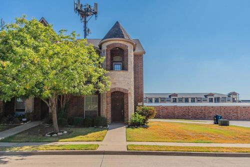 The Colony Villa | The Castle! by the Lake with Pool & Balcony West Plano